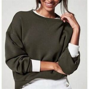 SPANX AIR ESSENTIALS Crew Neck NWT